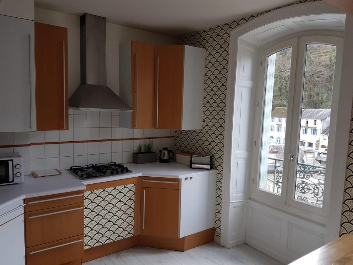 Tulle : Bel Appartement Lumineux En Centre Ville Екстер'єр фото